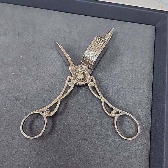 Vintage Candle Wick Snuffer Trimmer Scissors Silver Plated - Picture 1 of 1